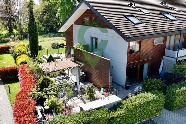Splendide triplex de 7 pièces avec son espace extérieur privatif 1