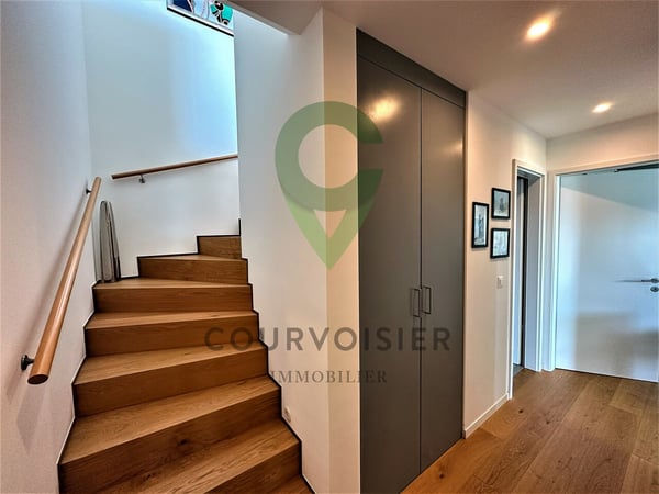 Splendide duplex de 4.5 pièces avec vue panoramique sur le lac 9