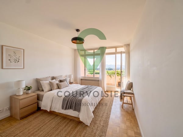 Appartement à rafraîchir avec vue dégagée et piscine de résidence 6