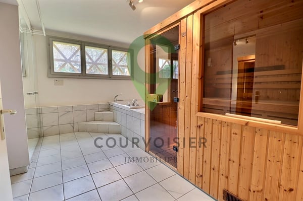 Villa individuelle à rénover avec potentiel d'agrandissement 8