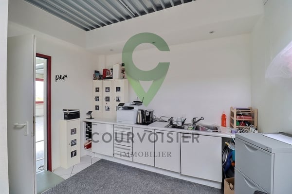 Espace lumineux, modulable et parfait pour un espace de co-working 11