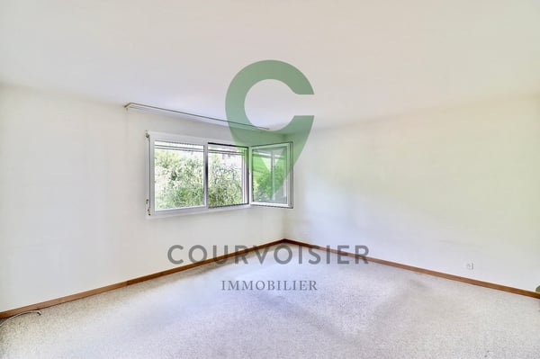 BEL APPARTEMENT DE 4,5 PCES, VUE LAC ET ALPES PROCHE DES COMMODITES 4