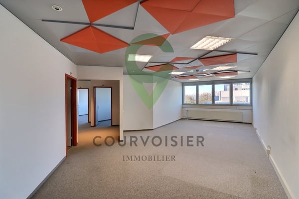 VOS NOUVEAUX LOCAUX DANS LA ZONE DE LA PLAINE DE L'ASSE À NYON 3
