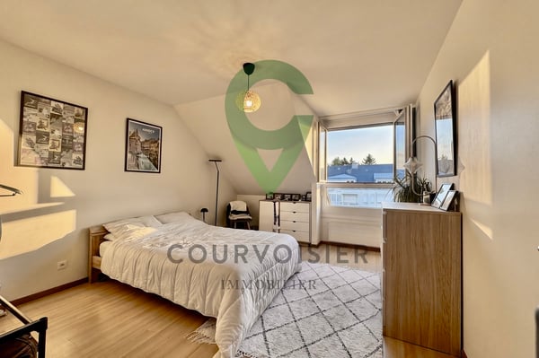 Charmant duplex de 5,5 pièces modulable en 2 appartements indépendants 8