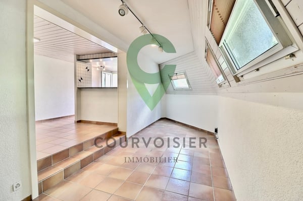 Magnifique villa avec 2 logements, jardin et piscine à Rolle 13