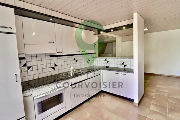 Magnifique villa avec 2 logements, jardin et piscine à Rolle 12
