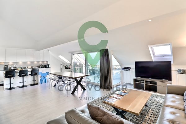 Prestigieux 4,5 pièces avec panorama exclusif sur le lac et les montagnes