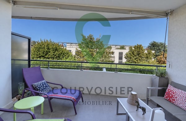 Bel appartement contemporain de 4,5 pièces sur Vésenaz 9