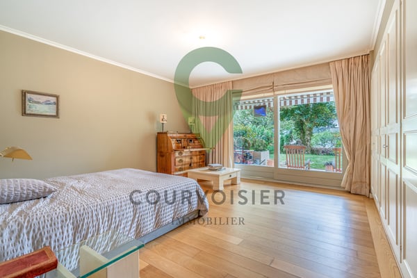 Magnifique appartement de maître avec jardin au coeur de Pully 10