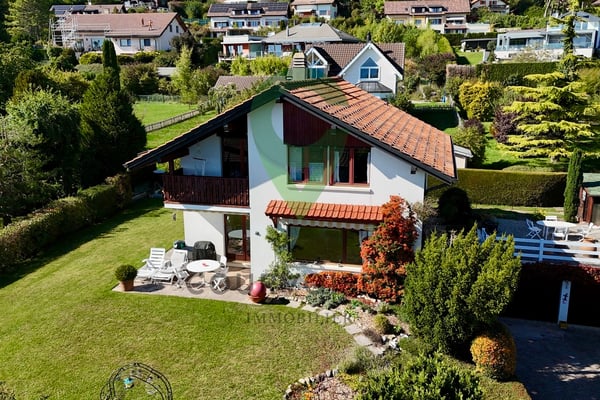 Rare opportunité, villa à fort potentiel à Arzier 11