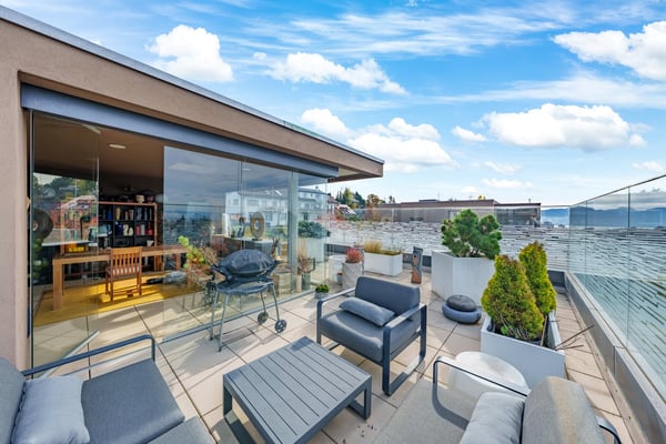 Exclusivité: Le Mont-sur-Lausanne, magnifique attique avec vue lac 1