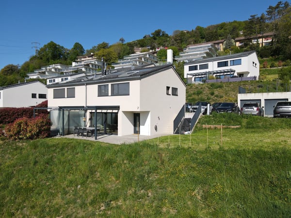 Magnifique maison jumelle moderne à Jongny avec vue panoramique 2