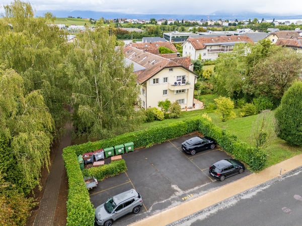 LONAY - Lumineux appartement duplex en attique de 4.5 pièces 3