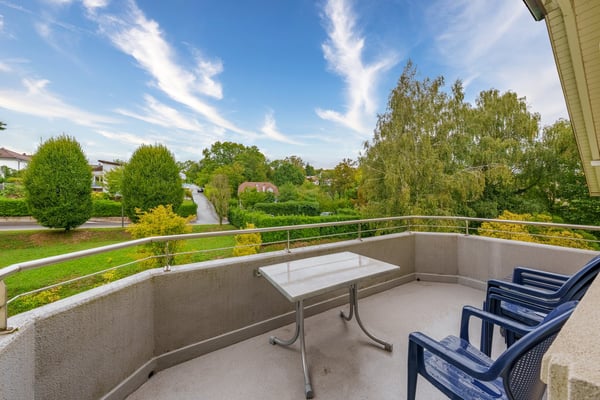 LONAY - Lumineux appartement duplex en attique de 4.5 pièces 14