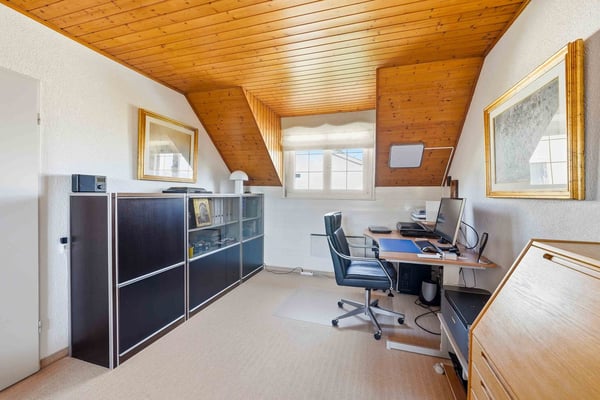 Duplex lumineux de 5.5 pièces à Saint-Sulpice 9