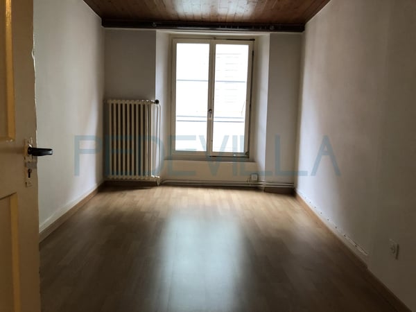 Charmant 1 pièces au coeur de la vieille ville de Bienne 4