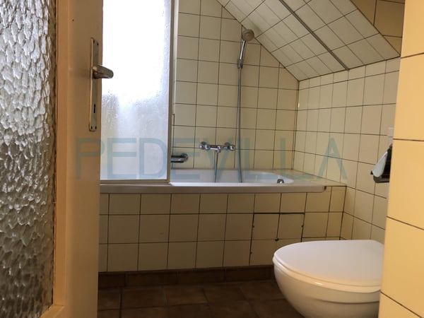 Charmant 1 pièces au coeur de la vieille ville de Bienne 6