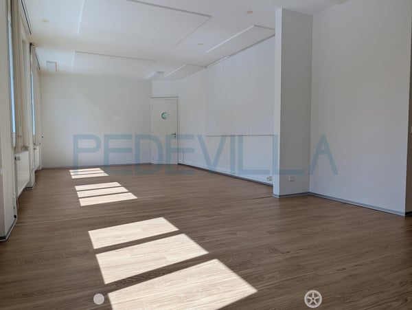 Gewerbefläche zu vermieten - 49 m² im Erdgeschoss 2