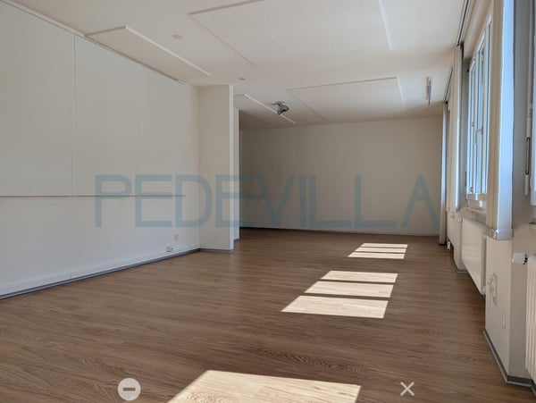 Gewerbefläche zu vermieten - 49 m² im Erdgeschoss 3