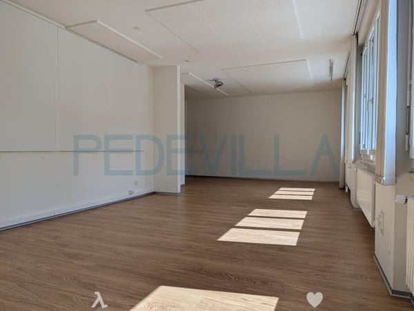 Gewerbefläche zu vermieten - 83 m² im Erdgeschoss 3