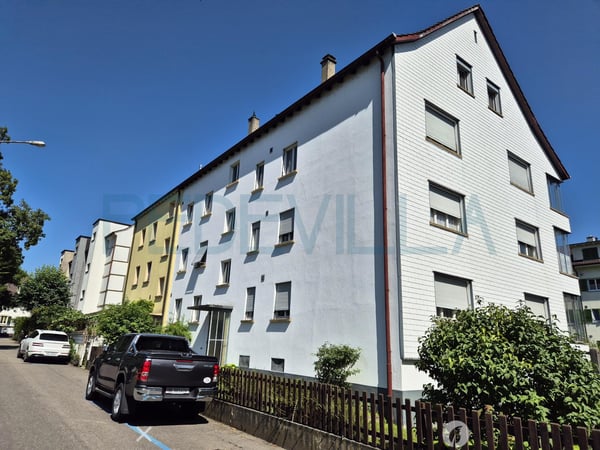 Zu vermieten ? 2,5-Zimmer-Wohnung im 1. Stock 1