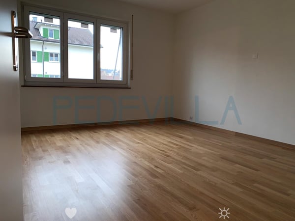 Zu vermieten ? 3.5-Zimmer-Wohnung im 1. Stock 2