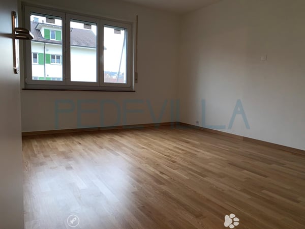 Zu vermieten ? 2,5-Zimmer-Wohnung im 1. Stock 2