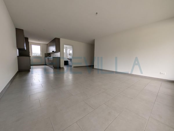 Appartement en attique avec terrasse spacieuse 2