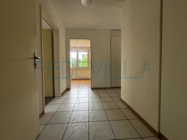 Zu vermieten - Schöne 4-Zimmer-Wohnung im 1. Stock 6