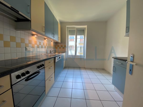 À louer - charmant appartement de 2 pièces au rez-de-chaussée 3