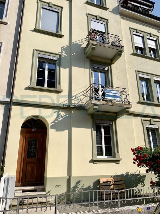 À louer - charmant appartement de 2 pièces au rez-de-chaussée 1