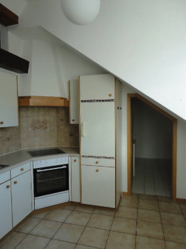 Charmant appartement de 2 pièces en attique avec mezzanine