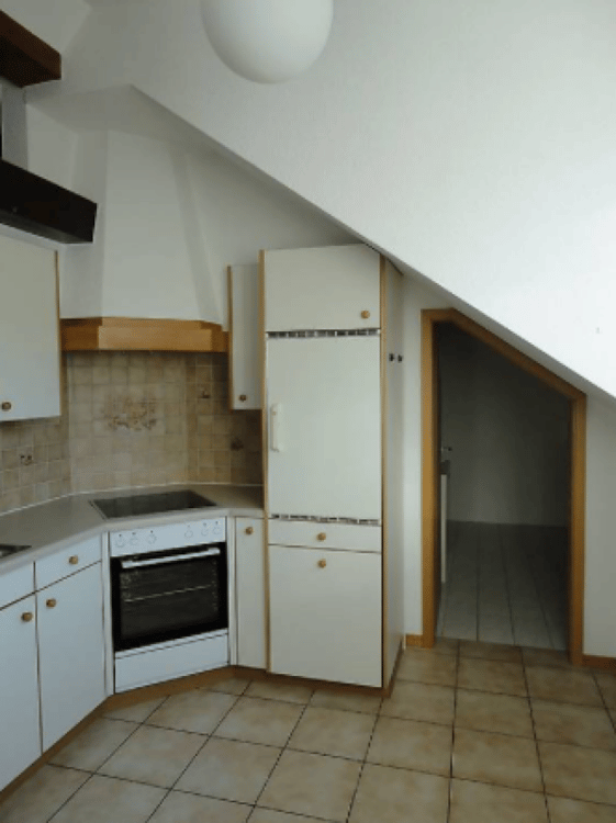 Charmant appartement de 2 pièces en attique avec mezzanine 4