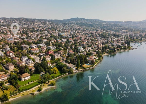 Appartement rénové en attique, vue lac 7