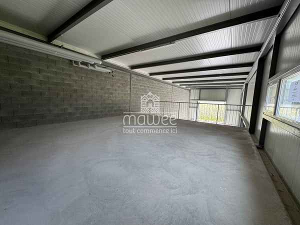 Box de 142 m2 à Saxon 2