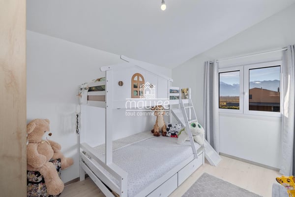 Villa d'exception où l'élégance rencontre la fonctionnalité ! 9