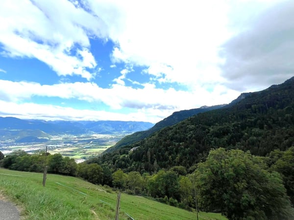 Terrain à bâtir, panorama exceptionnel - libre de suite 3