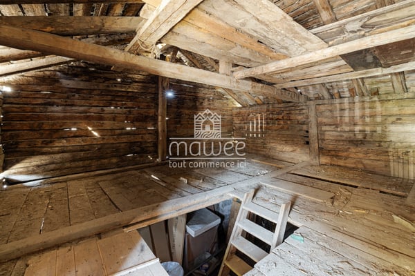 Maison de village de 2 pièces avec grange à rénover à Orsières ! 9