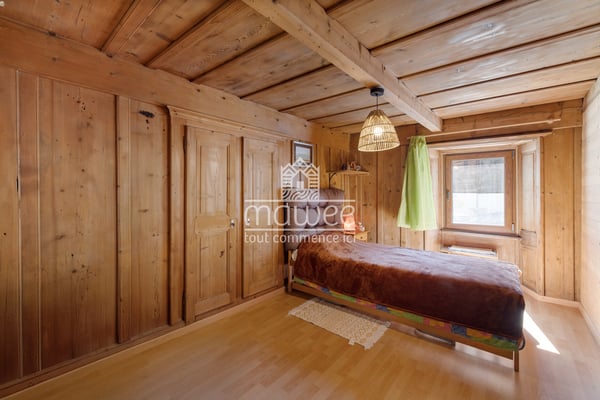 Maison de village de 2 pièces avec grange à rénover à Orsières ! 5