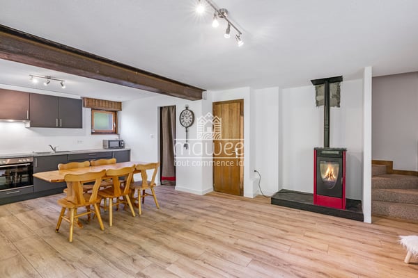 Chalet chaleureux à La Tzoumaz, nature et tranquillité ! 2