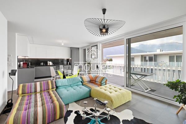 Situation idéale au coeur de Fully ! 3