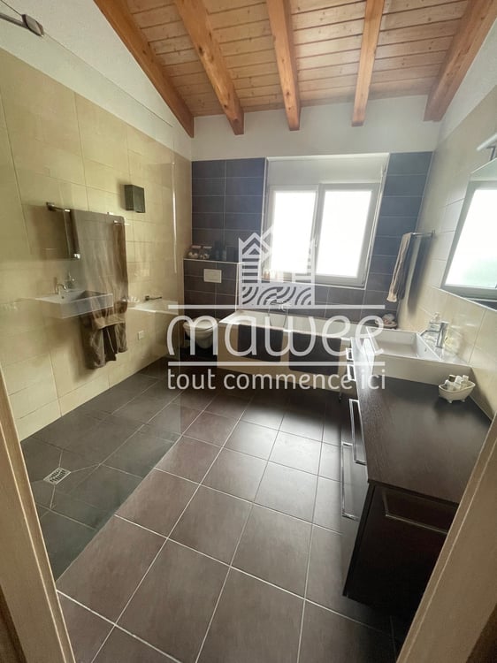 Belle chambre meublée 2