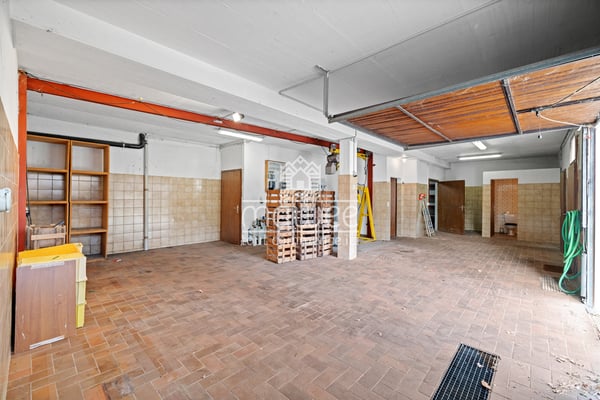Immeuble avec fort potentiel au centre de Chamoson 12