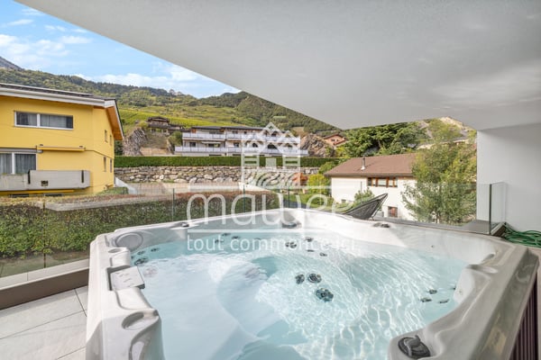 Élégance, confort et terrasse d'exception au coeur de Leytron ! 11