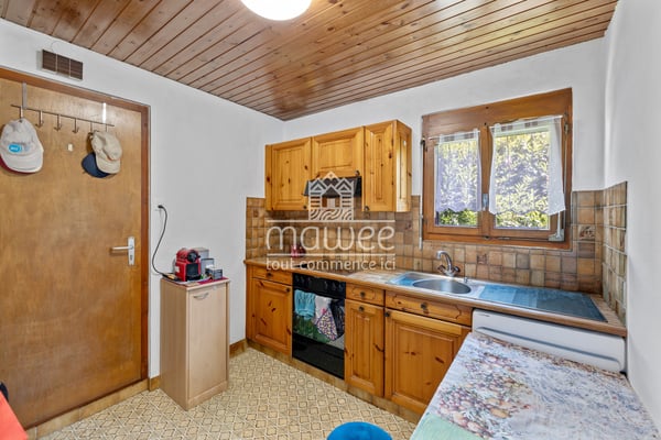 Rare sur le marché - Villa avec studio et fort potentiel ! 12