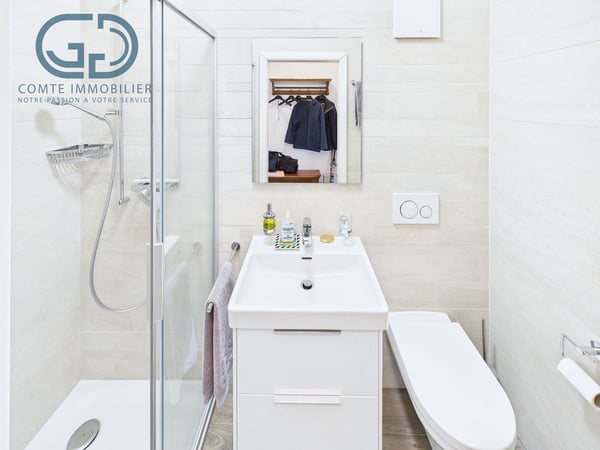 Superbe appartement en attique de 5.5 pièces avec grande terrasse 9