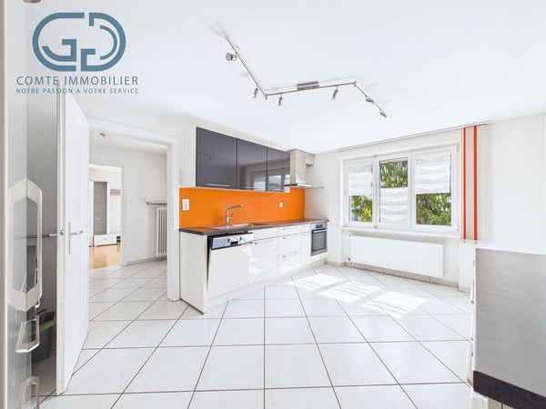 Maison familiale avec espace multifonction 2