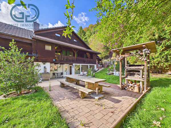 Belle maison contiguë à Undervelier 13