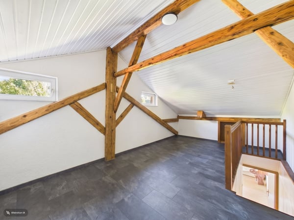 Belle maison contiguë à Undervelier 8