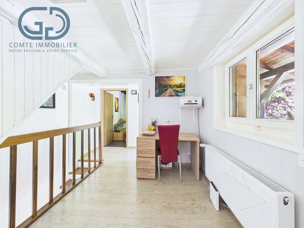 Belle maison contiguë à Undervelier 9